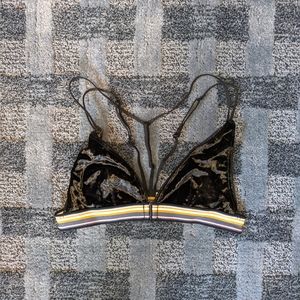 New Victoria's Secret Black Velvet Bra Size M